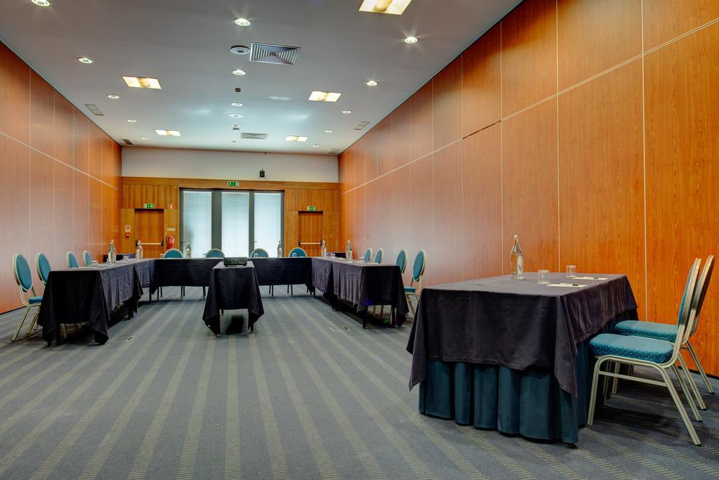 Vip Executive Santa Iria Hotel Santa Iria da Azoia Bagian luar foto