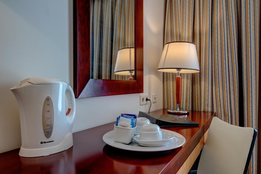 Vip Executive Santa Iria Hotel Santa Iria da Azoia Bagian luar foto